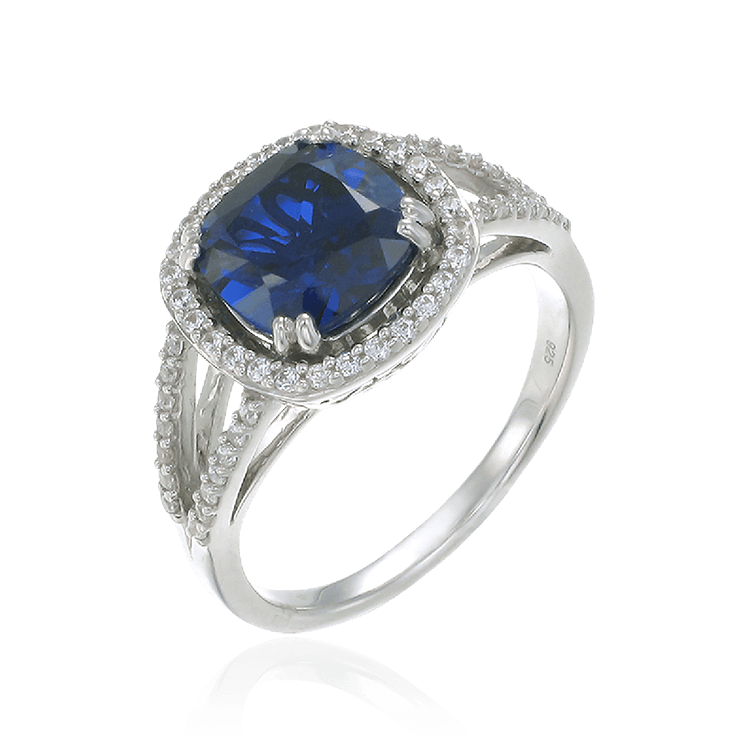 Delightful Sapphire Ring with Halo